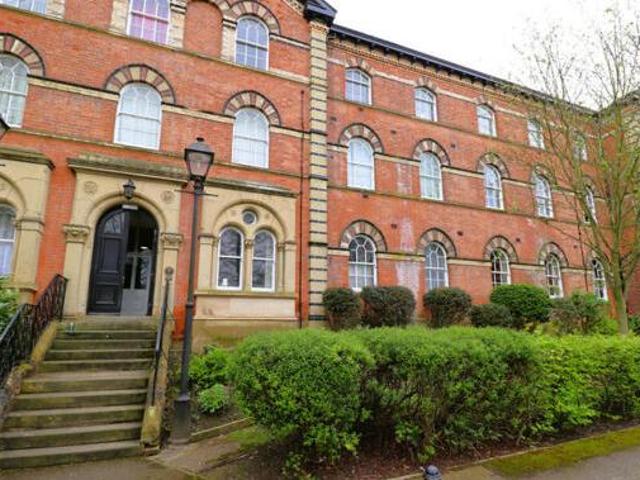 House for sale in Pontefract, West Yorkshire
