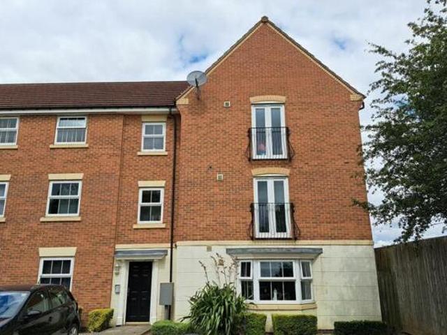 House for sale in Pontefract, West Yorkshire