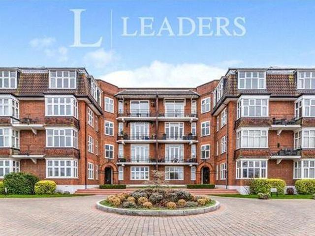 House for sale in Kingston Upon Thames, Greater London