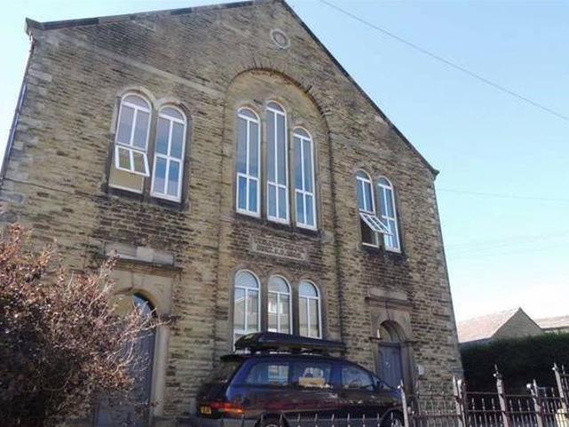 House for sale in Froggatt, East Midlands