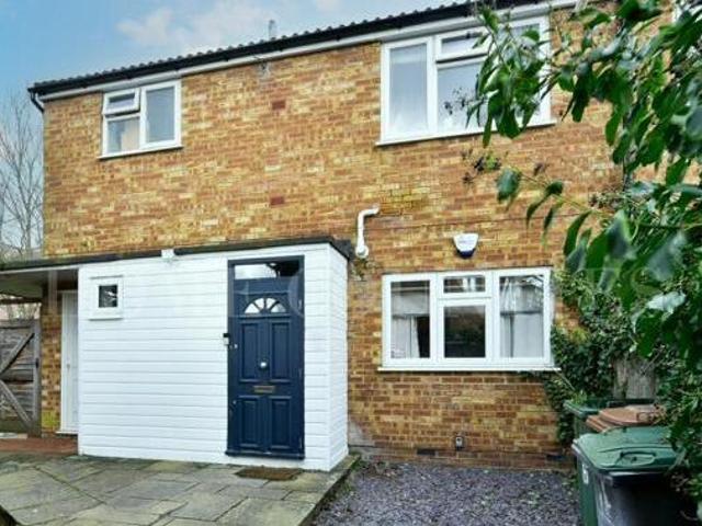 House for sale in Potters Bar, Hertfordshire