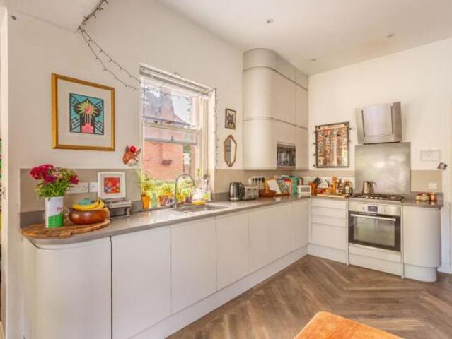 Apartment for sale in Round Hill, Brighton