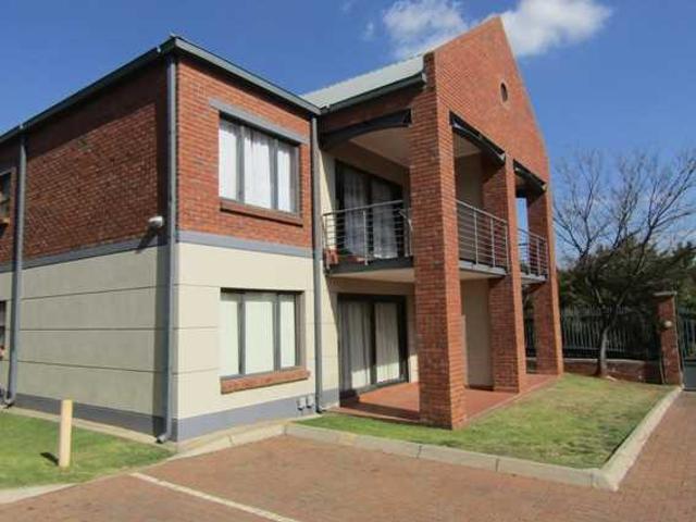 Apartment for sale in Vosloorus, Gauteng