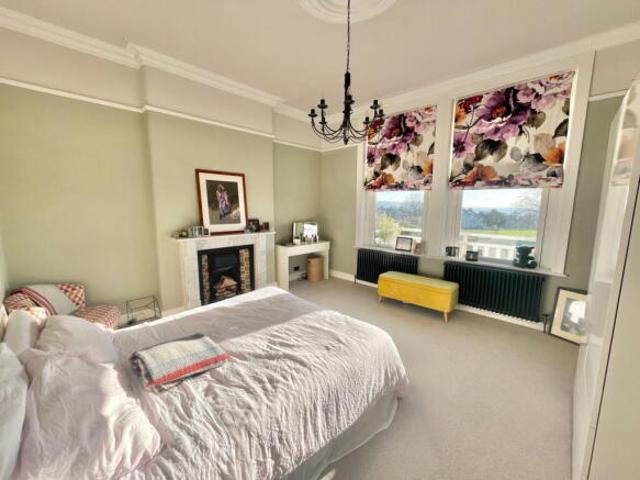 Apartment for sale in Lipson, Mount Wise