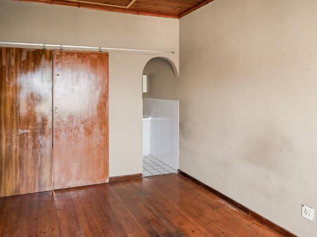 Apartment for sale in Quigney, East London
