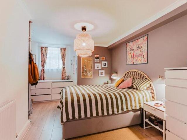 Apartment for sale in Sydenham, Green Close