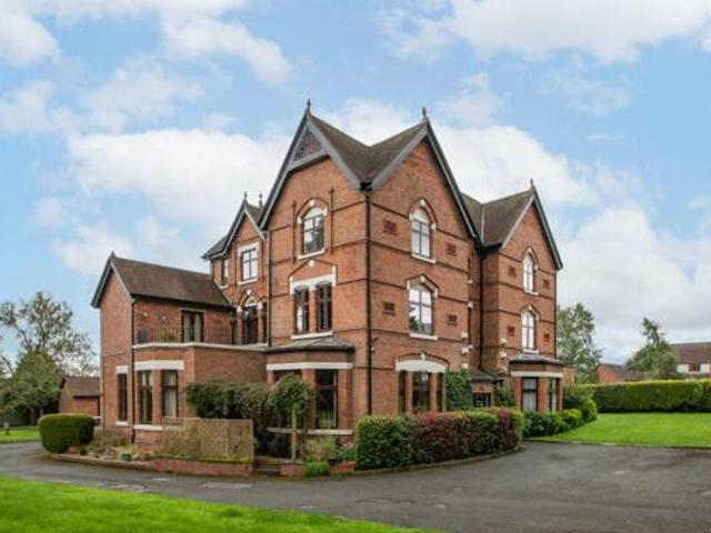 House for sale in Redditch, Worcestershire