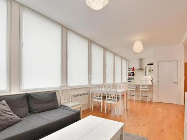 House for sale in Red Hill, Surrey