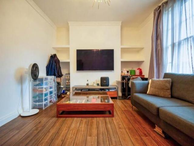 Apartment for sale in Coley, Reading