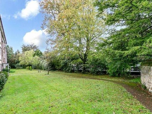 House for sale in Reigate, Reigate and Banstead