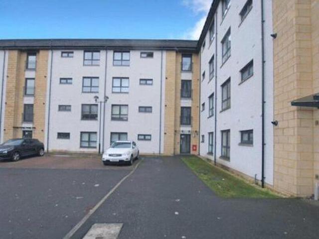 House for sale in Ferry Village, Renfrew