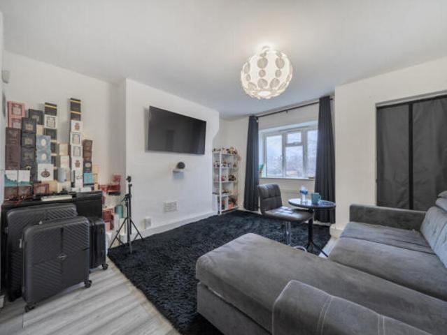 Apartment for sale in Royal Borough of Greenwich, Greater London