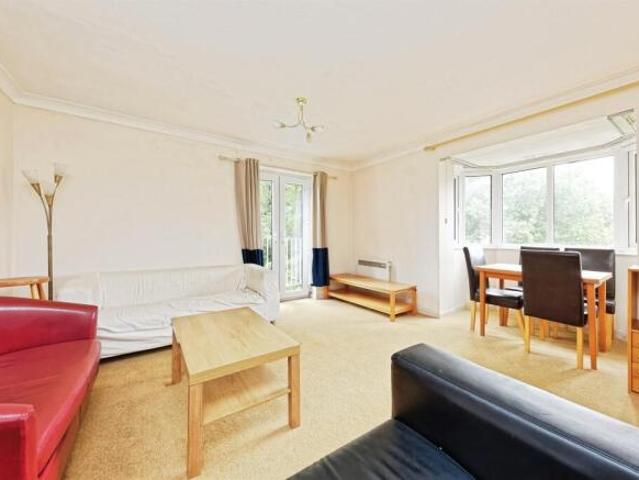 Apartment for sale in St. Dunstan's, The Bridge