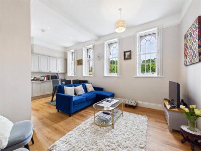 Apartment for sale in California, Key Street