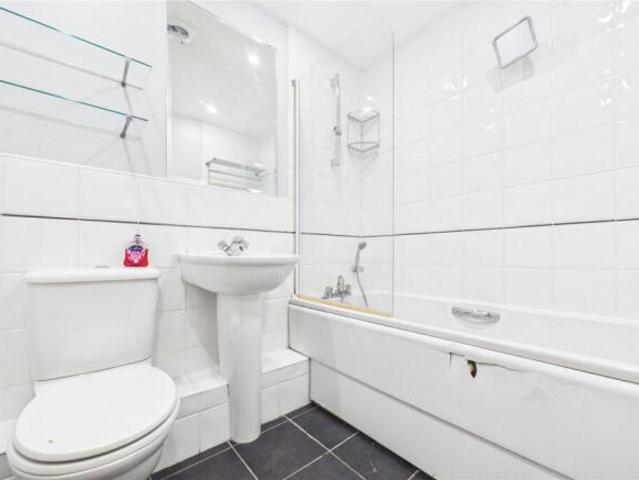 Apartment for sale in Priest Down, Hampshire