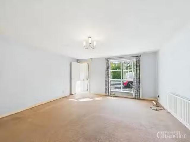 House for sale in Holywood