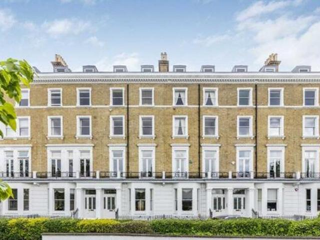 House for sale in Deepcut, Surrey