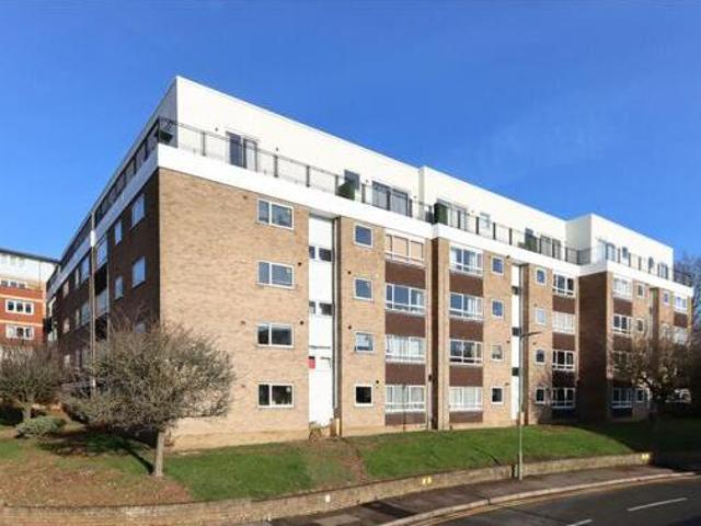 House for sale in Batchworth