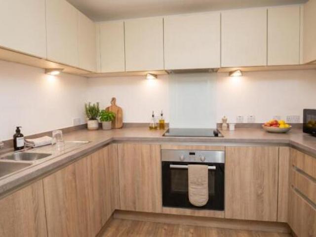 Apartment for sale in London Borough of Bromley, Greater London