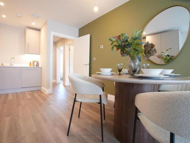 Apartment for sale in Brook Street, Bourne Vale