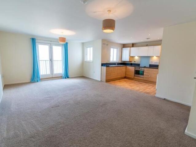 Apartment for sale in St. Marys Island, Gillingham