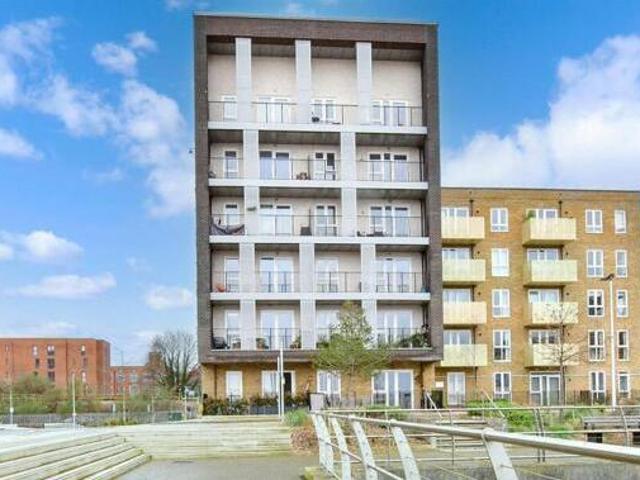 House for sale in Rochester, Kent