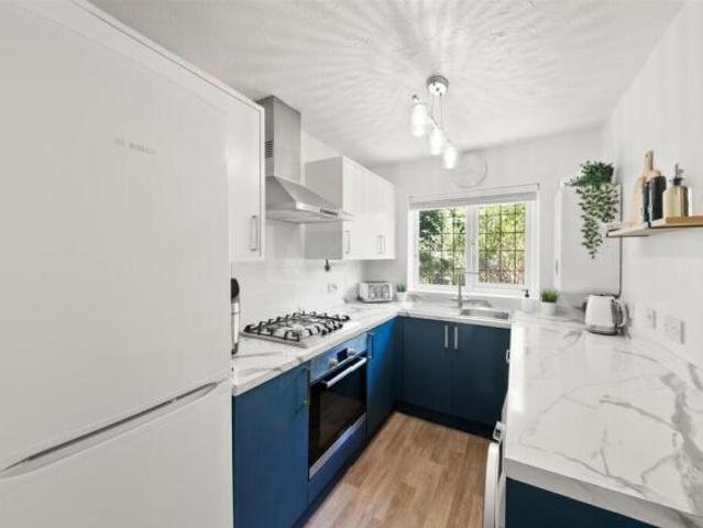 Apartment for sale in Ashurst Bridge, Hampshire