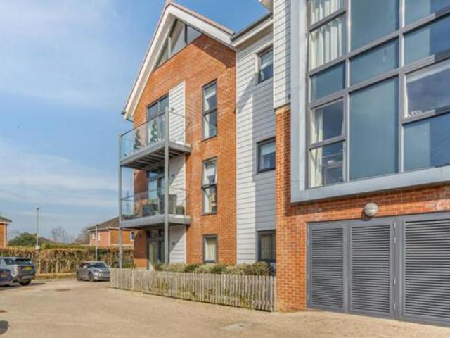 House for sale in Barton Stacey, Hampshire
