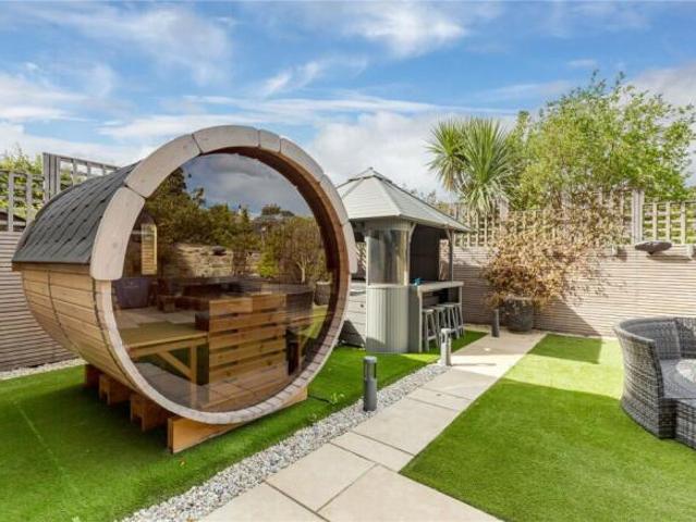 Apartment for sale in New Town, Scotland