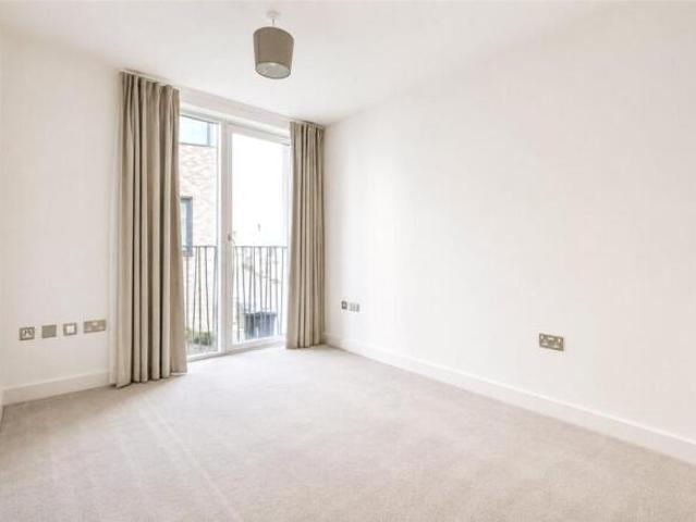 Apartment for sale in Arbury, Cambridgeshire