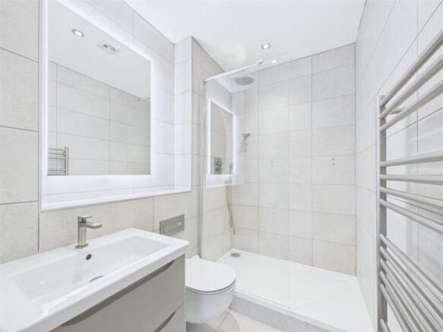 Apartment for sale in Whirlow, South Yorkshire