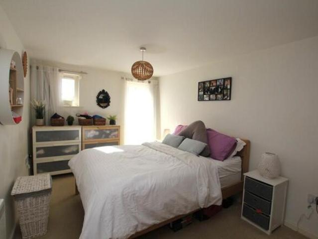 Apartment for sale in Hough Green, Two Mills