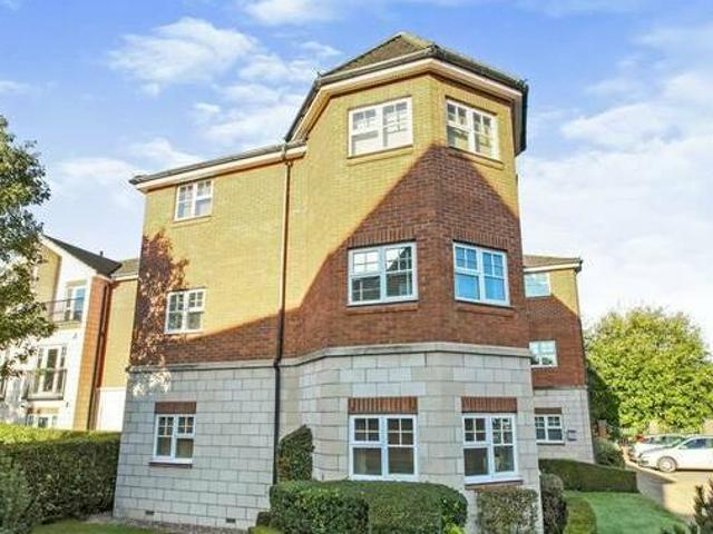 House for rent in Lyons, Greater London
