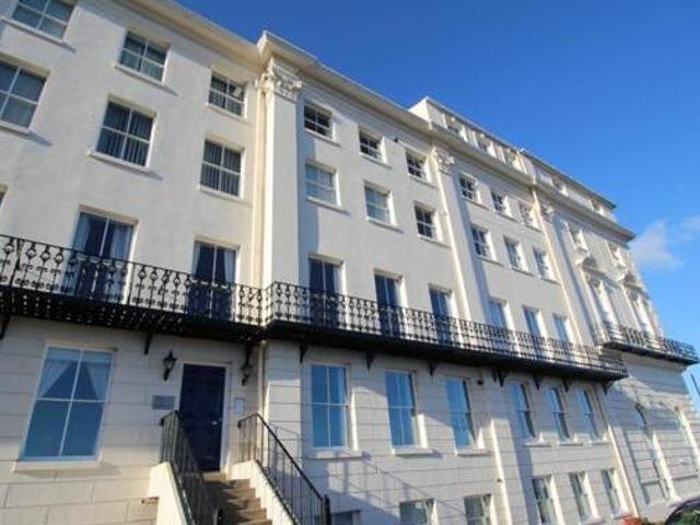 House for sale in South Cliff, Scarborough