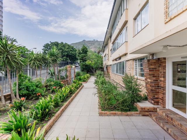 Apartment for sale in Sea Point, Cape Town