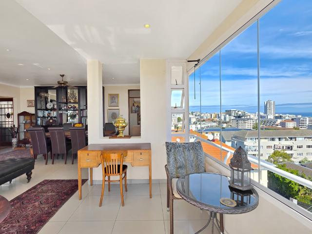 Apartment for sale in Sea Point, Cape Town