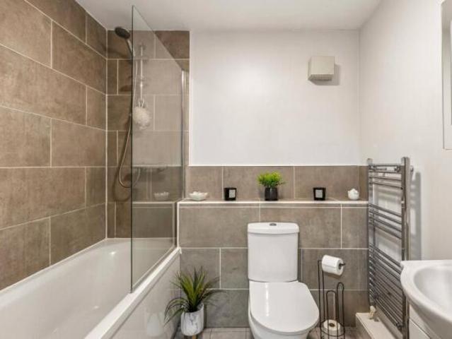 Apartment for sale in North Woodside, Scotland