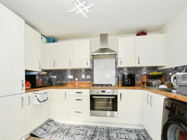 Apartment for sale in Rodbourne, Swindon