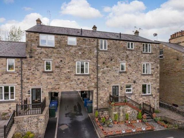 House for sale in Settle, North Yorkshire