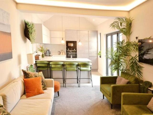 Apartment for sale in Pontcanna, Wales