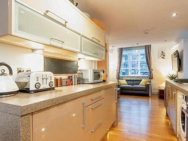 House for sale in Kelham Island, Sheffield