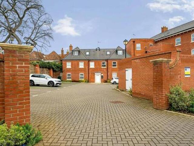 House for sale in Shefford, Bedfordshire