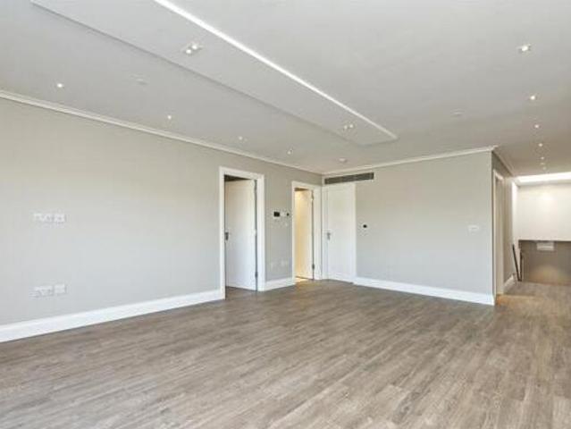 House for sale in City of London, Greater London