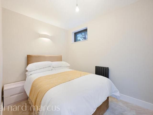 Apartment for sale in Cat Hill