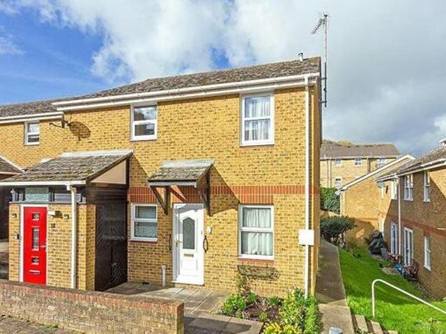 House for sale in Grove Park, Swale