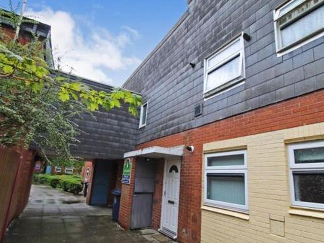 House for sale in Ashurst, Roby Mill