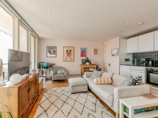 Apartment for sale in Feckenham, City Of Bristol