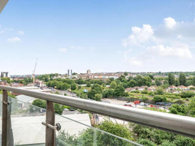Apartment for sale in Stockland Bristol, Somerset