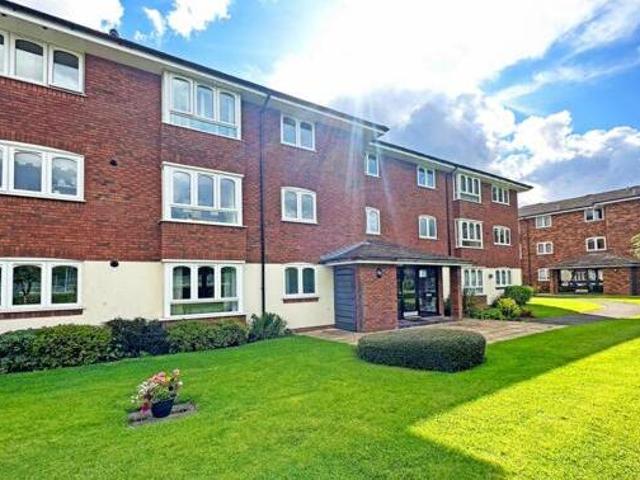 House for sale in Elmdon, West Midlands