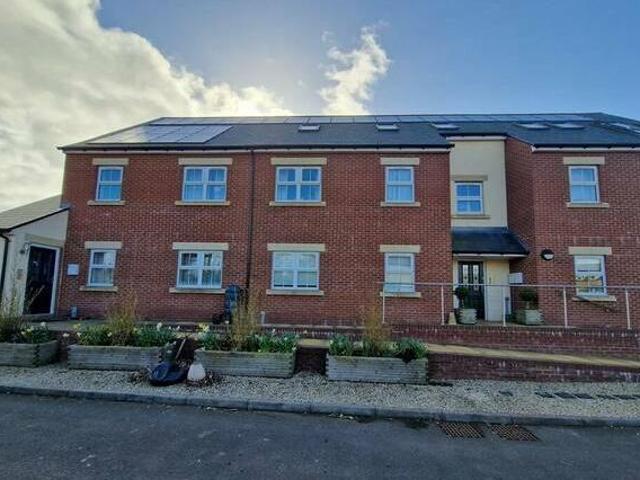 House for sale in Holystone, North Tyneside